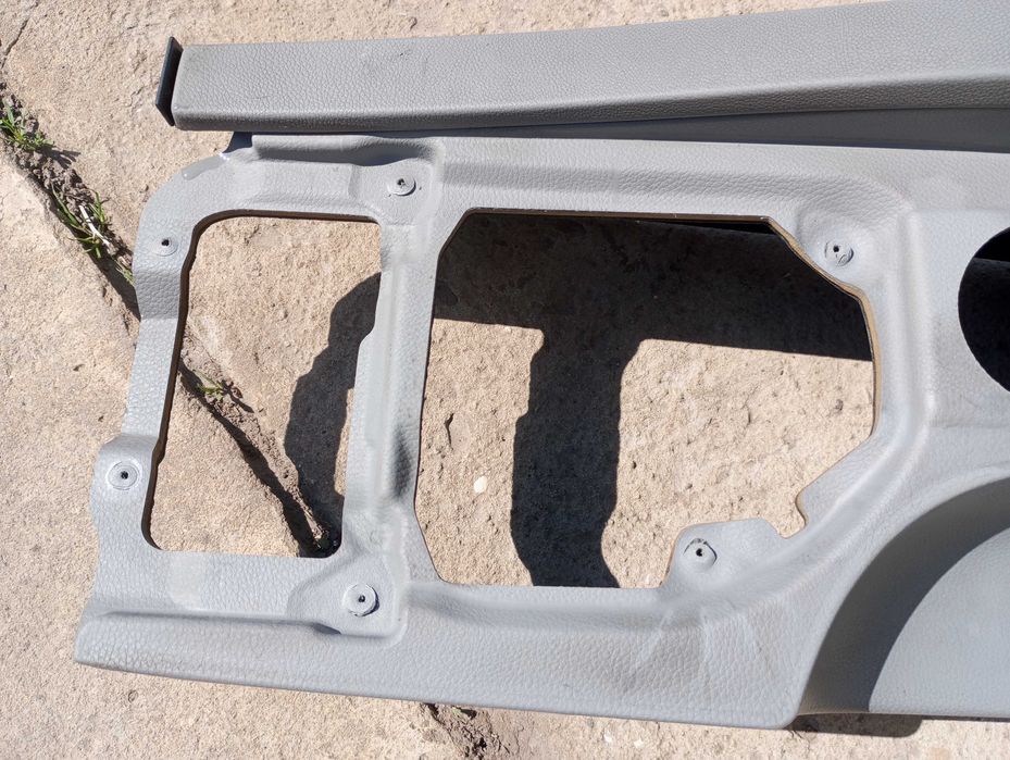 подлокотник, центральна конслоль BMW e60 (сірий)