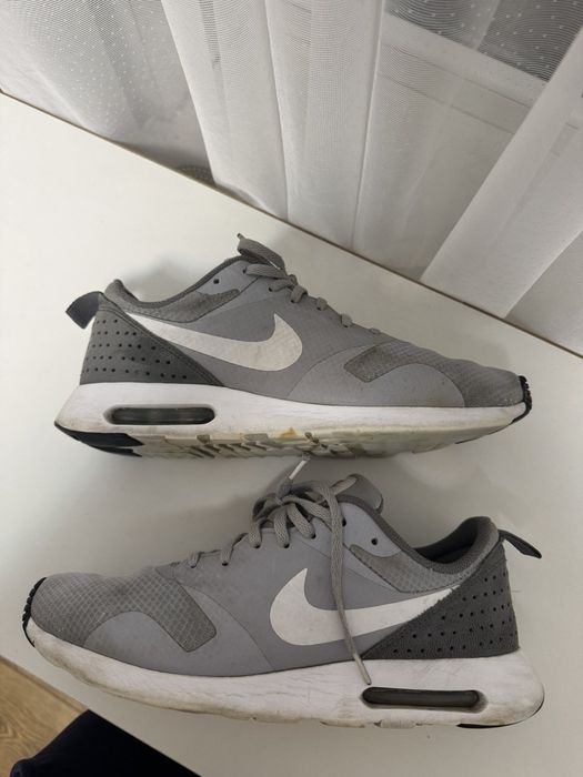 Кросівки Nike Air Max Tavas, розмір 44 (28 см)