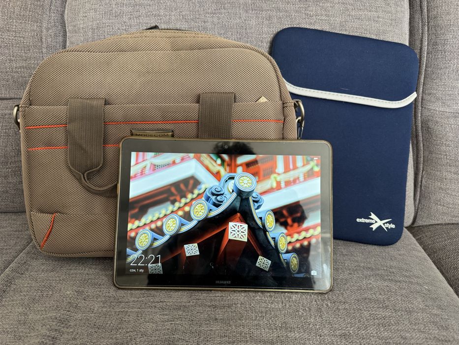 Tablet Huawei  MediaPad T3 10 + etui + torba