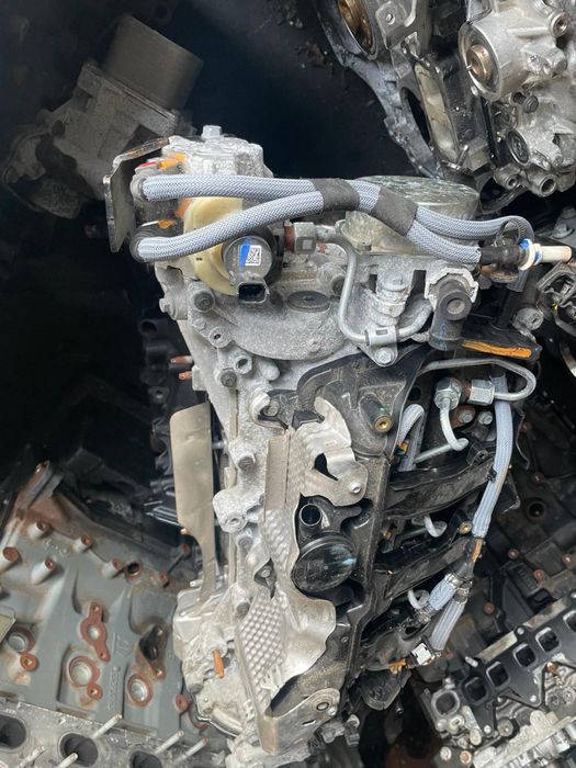 Silnik talizman megane vivaro 2.0 tdci 21r 5999zl