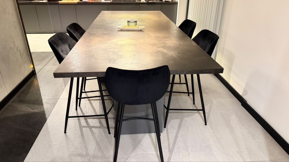 5 eleganckich hokerów hokery barowych czarnych – idealny stan – komplet