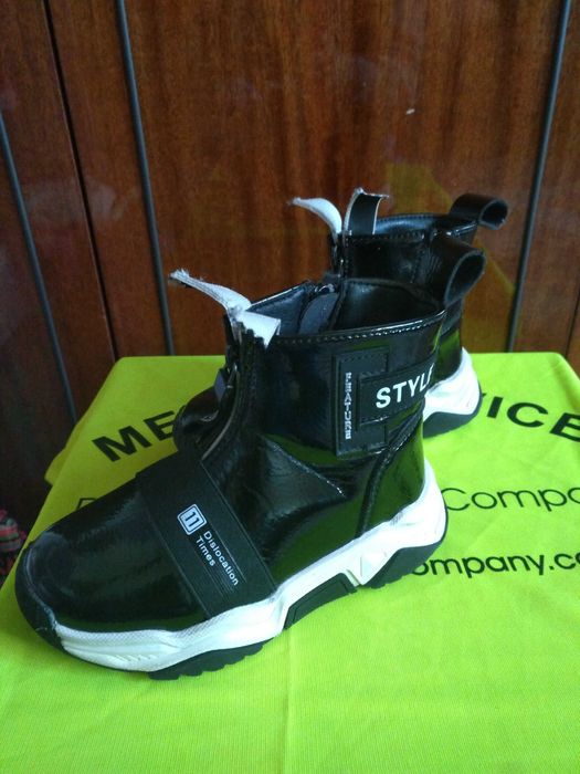 зимові чобітки розмір 28 для дівчинки