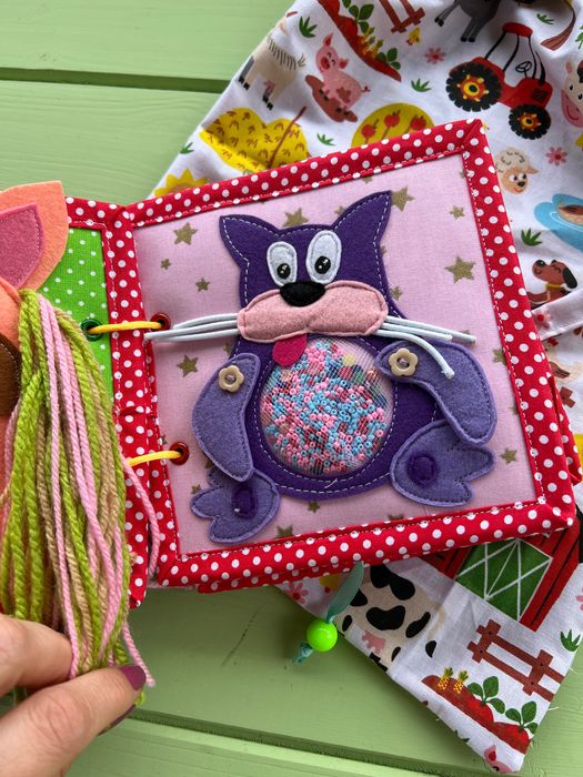 Фетрова розвиваюча книжечка ручної роботи