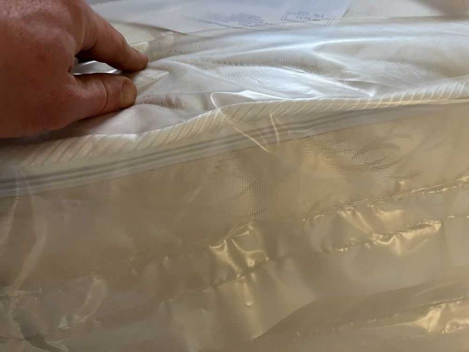 Акційні моделі матрасів всіх видів по шаленій знижці!