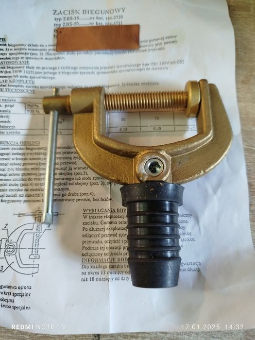 Zacisk do spawania biegunowy