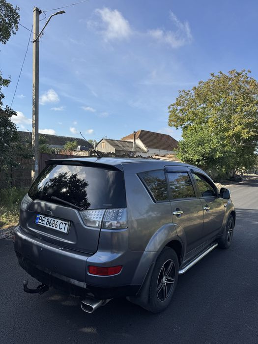 Продам Mitsubishi Outlander