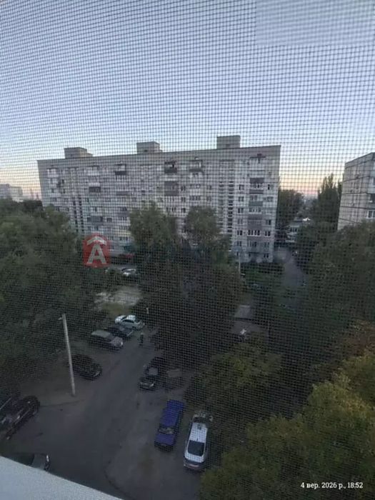 3-к квартира с ремонтом /ул. Калинова / 61000