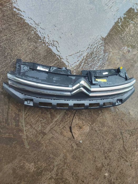 Grelha frontal Citroen C3 III 2016 a 2020
