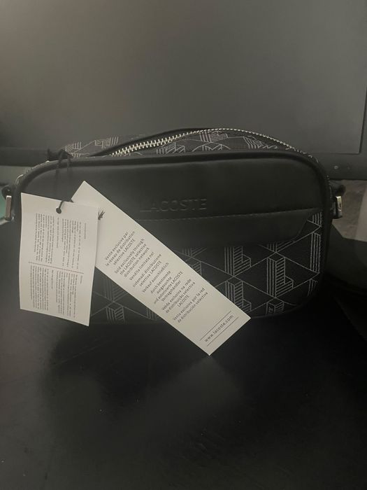Bolsa lacoste com etiqueta