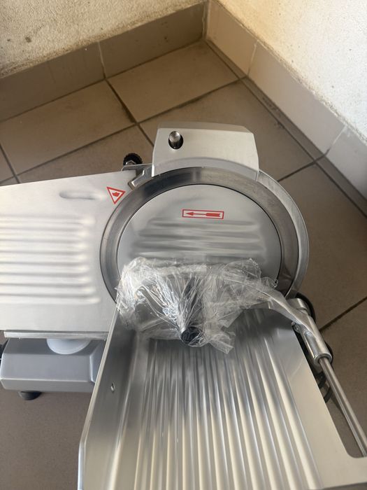 Слайсер Hurakan HKN-HM250 Професійний Німеччина Новий !