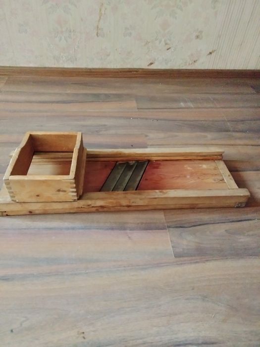 Продам шинковку, б/у   але в ідеальному стані, мало часу була в роботі