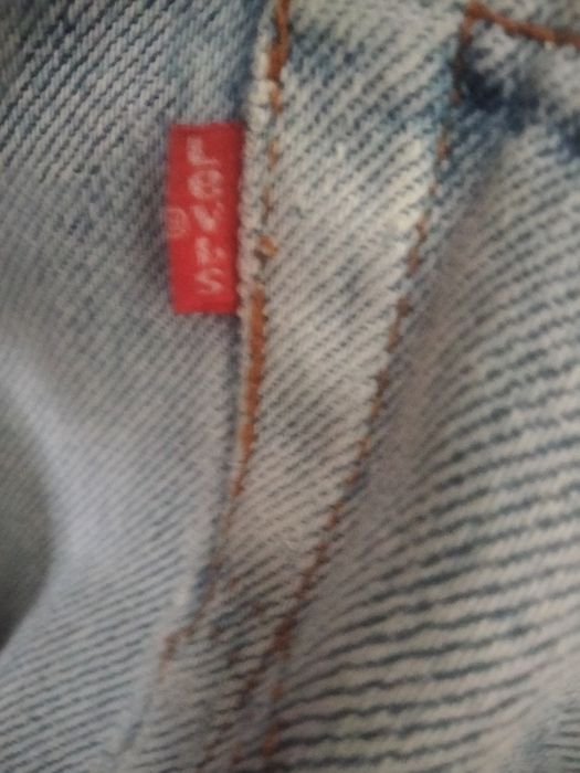 Calças de Ganga Levis Strauss 501, o tamanho é o L