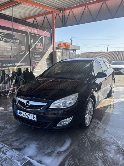 Opel Astra j 2011 року, 1,7 турбо дизель
