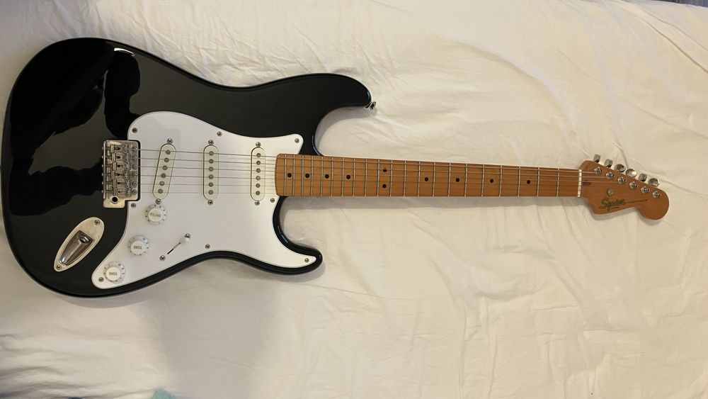 Guitarra Squier Classic Vibe 50s