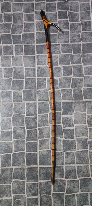 Cajado / Bordão de Caminhada Antigo em Madeira – Pintura Artesanal (Folk Art)