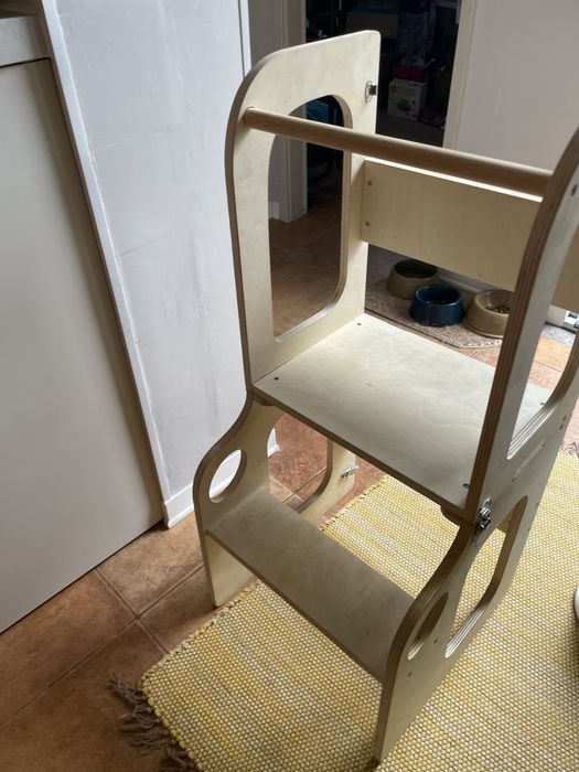 Tower/Table for Children64752414297729120