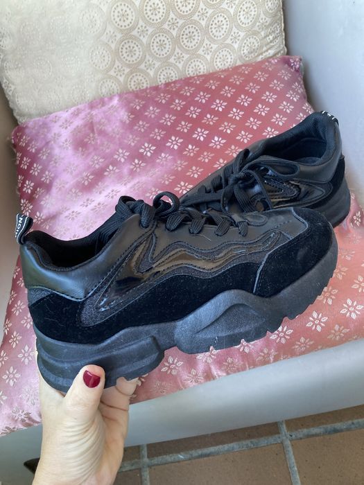 Tenis plataforma pretos novos