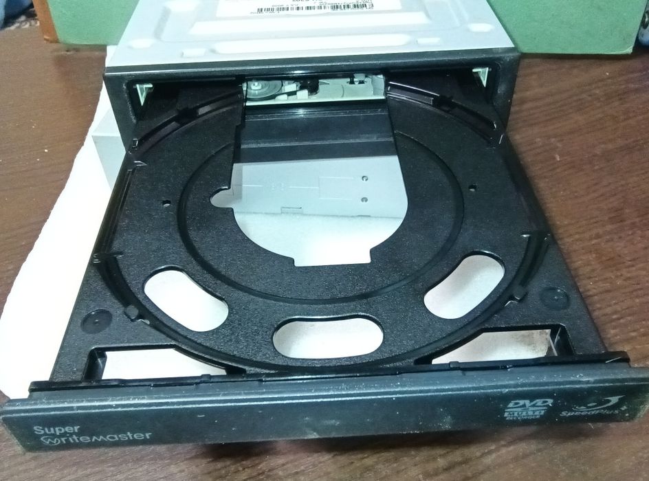Dvd writer Samsung SH S202, б/у