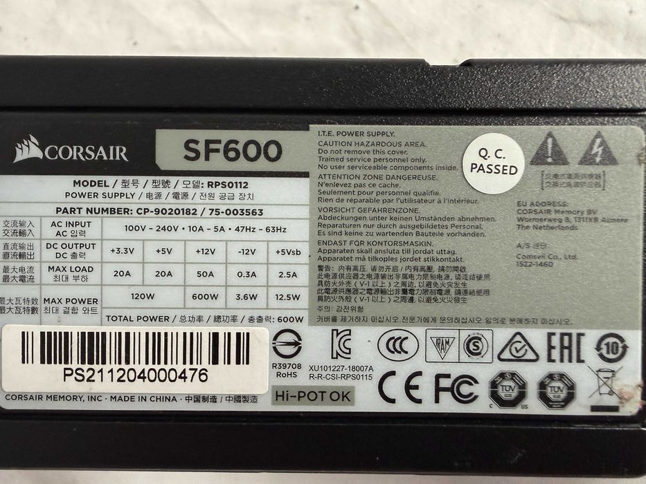 Zasilacz Corsair SF600 600W 80 Plus Platinum CP-9020182-EU SFX