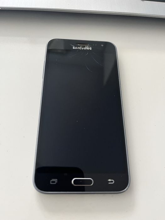 Samsung Galaxy J3 2016