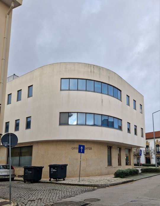 Arrenda-se ou Vende-se