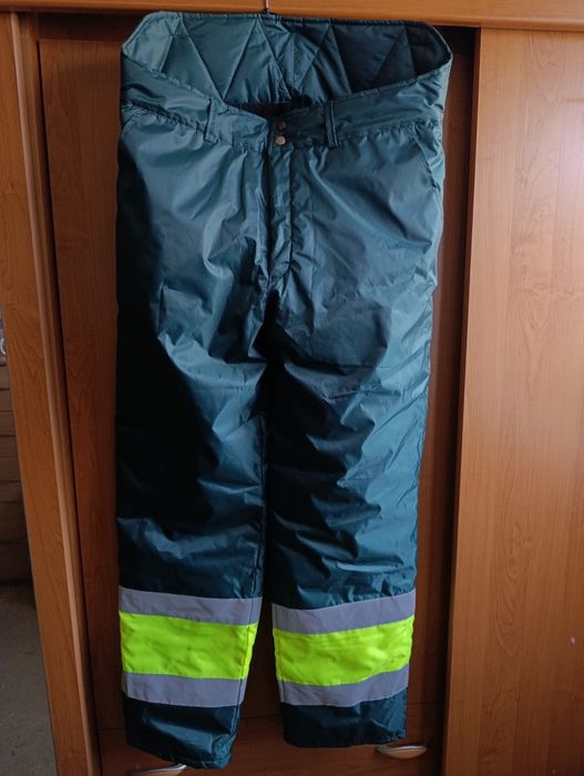 Рабочие штаны теплые новые.