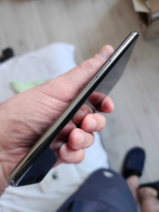 Samsung Galaxy S10 Plus SM-G975U1 Snapdragon 855 8/128GB 4100мАч