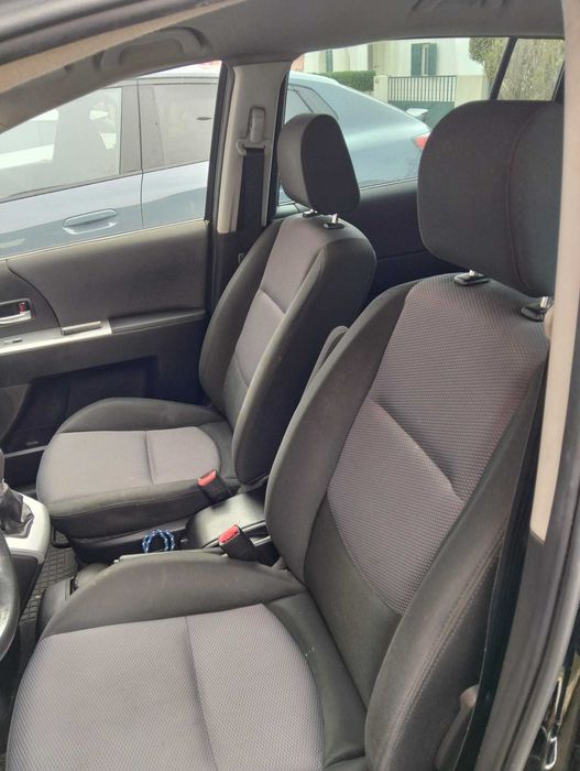 MAZDA 5 143 cv 2.0  7LUGARES