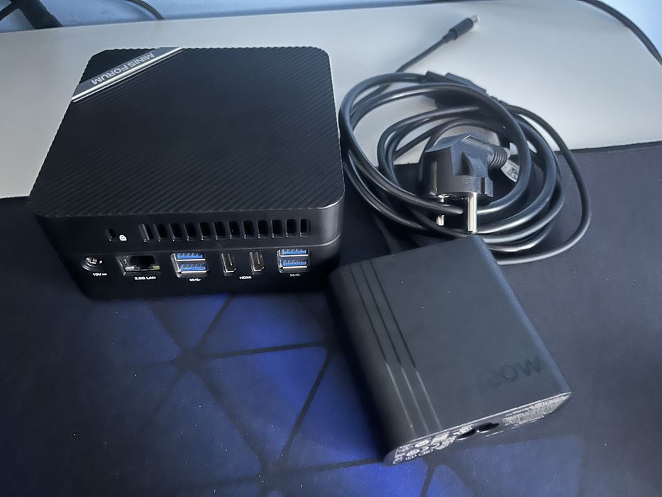 Mini PC Minisforum UM690
