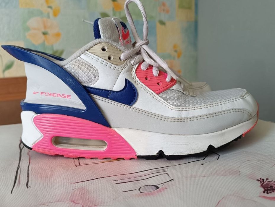 Підліткові кросівки nike air max 90 flyease р. 36-23,5 см.