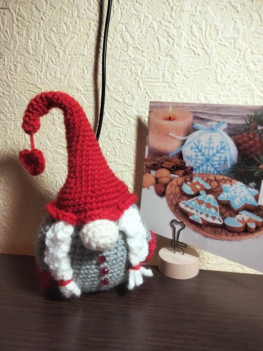 Вязані іграшки, новорічний декор, гном новорічний ведмедик...