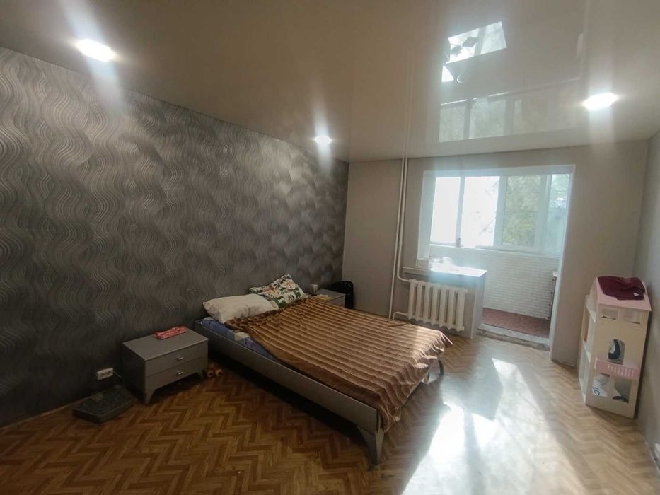 Продам 3-х комнатную на Днепрострое