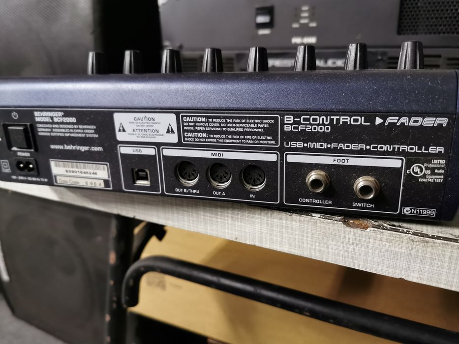 Behringer BCF2000 B-Control Fader