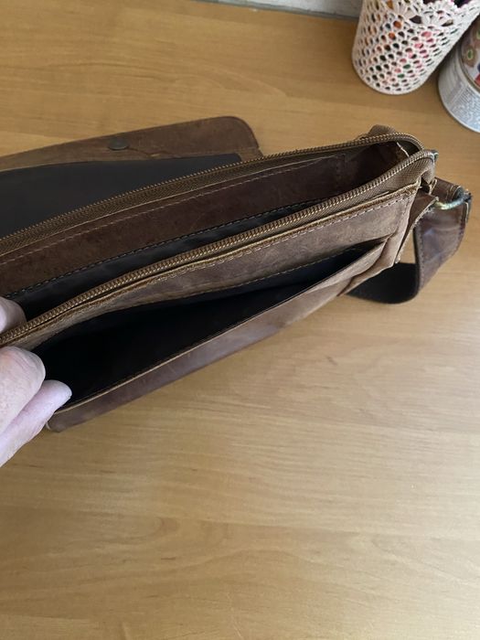 Шкіряна фірмова сумка