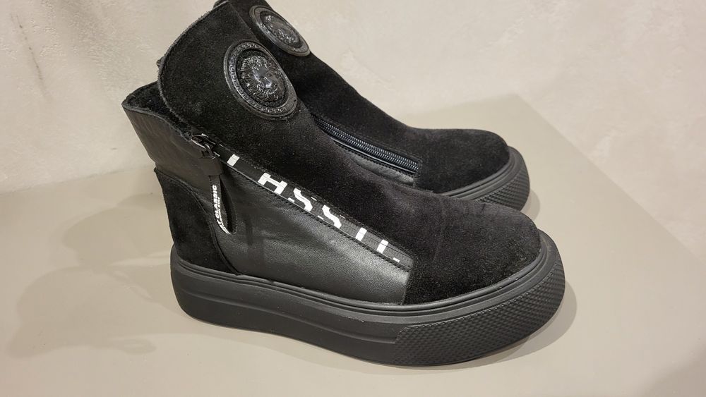 Чобот жіночі нові 38 розмір