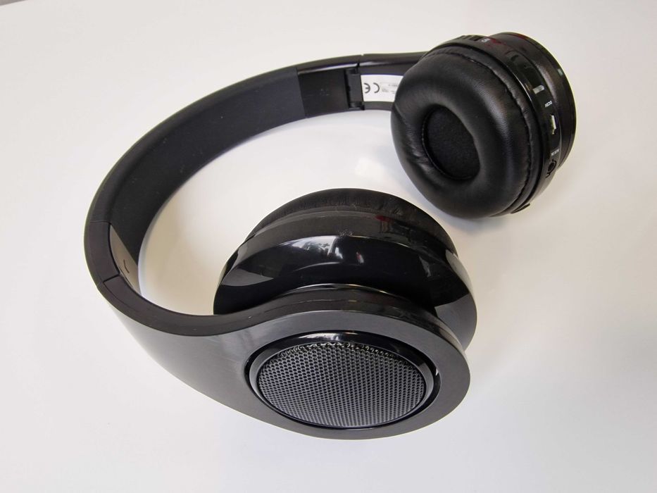 Słuchawki bezprzewodowe Grundig DP-2884 BT Rgb