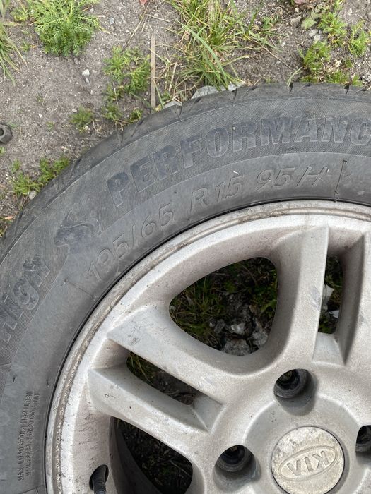 Комплект колес 5шт с резиной на Kia Cerato оригинал без ремонта Днепр