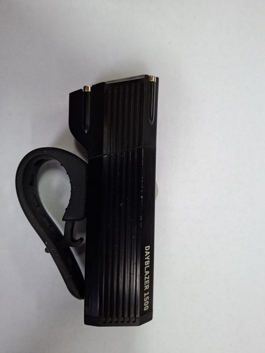 Lampka rowerowa DAYBLAZER 1500