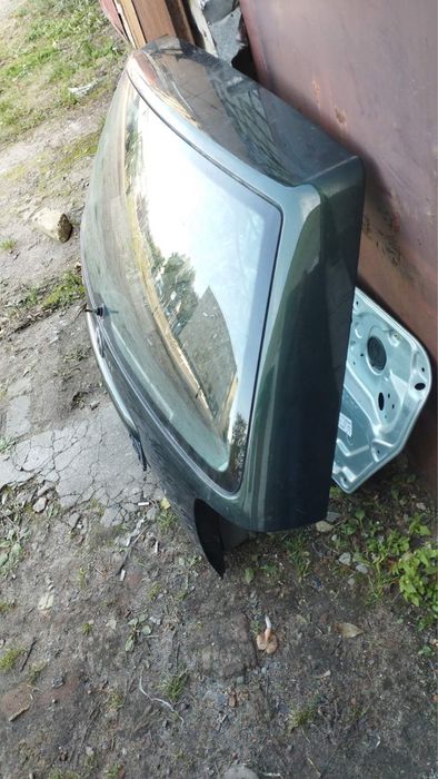 Кришка багажника пасат б5