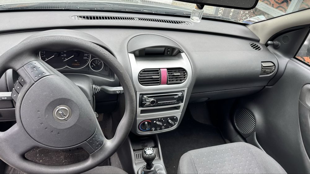 Opel corsa a gasolina