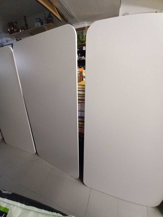 Secretária 160x80cm - Altura regulável 65–85 cm c/ marcas no tampo - Secretária IKEA BEKANT - Tenho 4 unidades