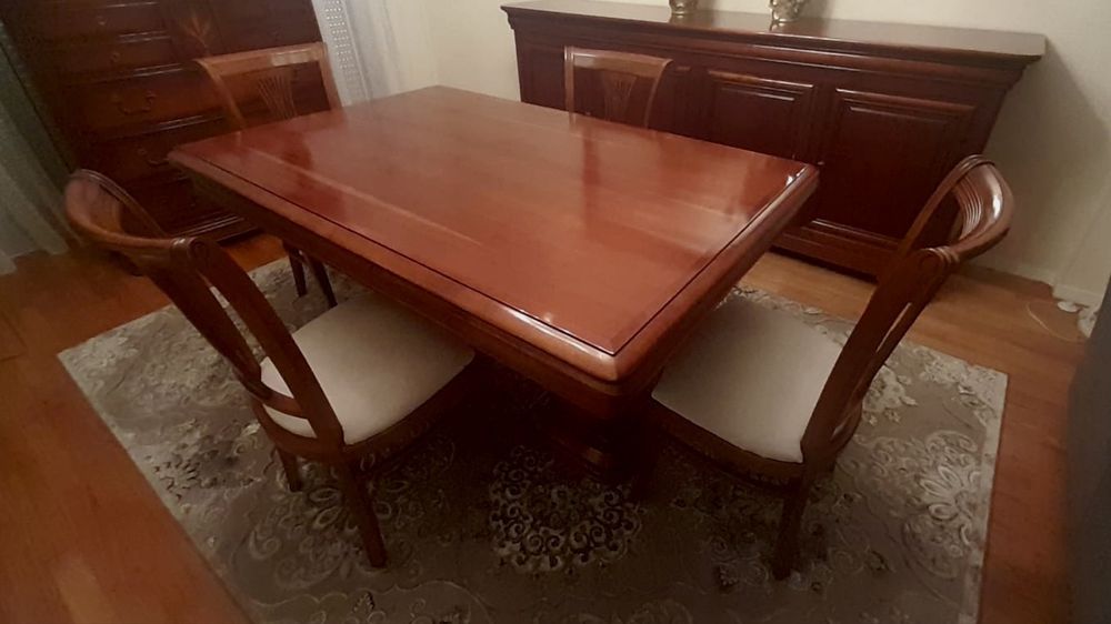 Mesa jantar e cadeiras