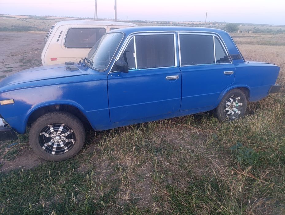 Продам авто  ваз 2103