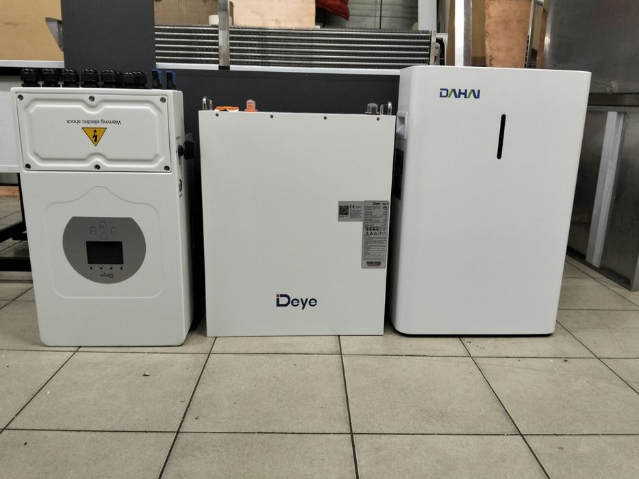 Гібридні інвертори Deye, Solis