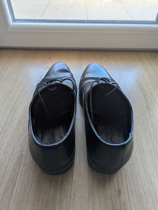 Sapatos pele fato Cortefiel homem 42