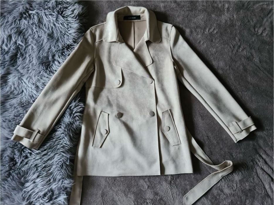Жіночий тренч Zara молочний замшевий