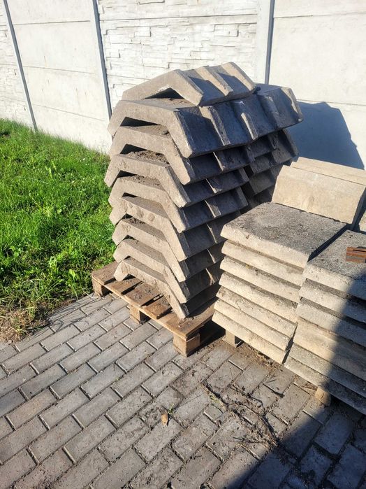 Koryta ściekowe betonowe