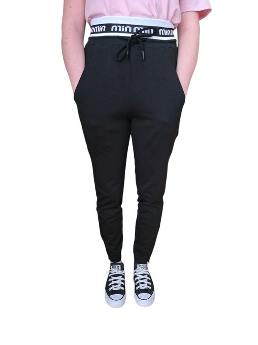 Spodnie damskie dresowe MODE czarne rozmiar S/M Megi Collection