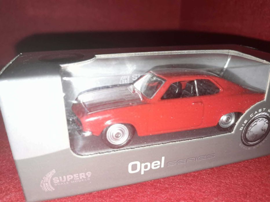 Miniatura Opel Manta
