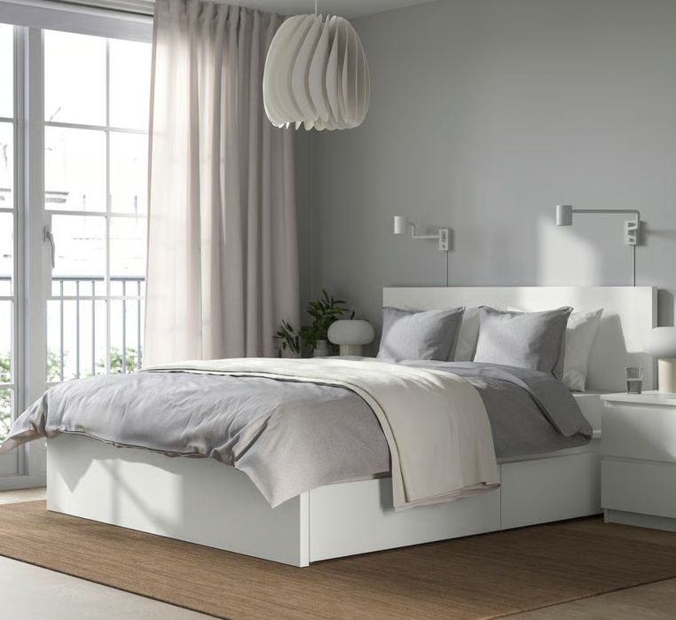 Cama branca IKEA Malm, 140x200 cm com colchão como novos